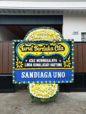 Papan Bunga Duka di Muara Uya